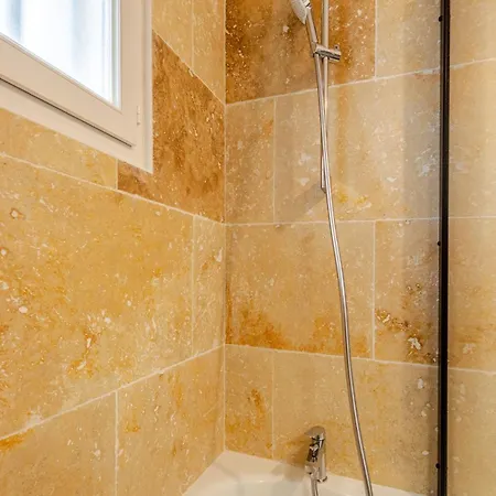 Le Cosy Bernard, Parking, Climatisation Chambre, Piscine Fermée Pour 2026 Appartement *