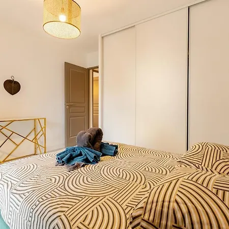 Le Cosy Bernard, Parking, Climatisation Chambre, Piscine Fermée Pour 2026 Appartement *